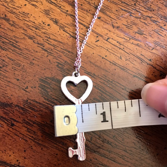 Forever 21 Heart Key Necklace - Picture 7 of 8